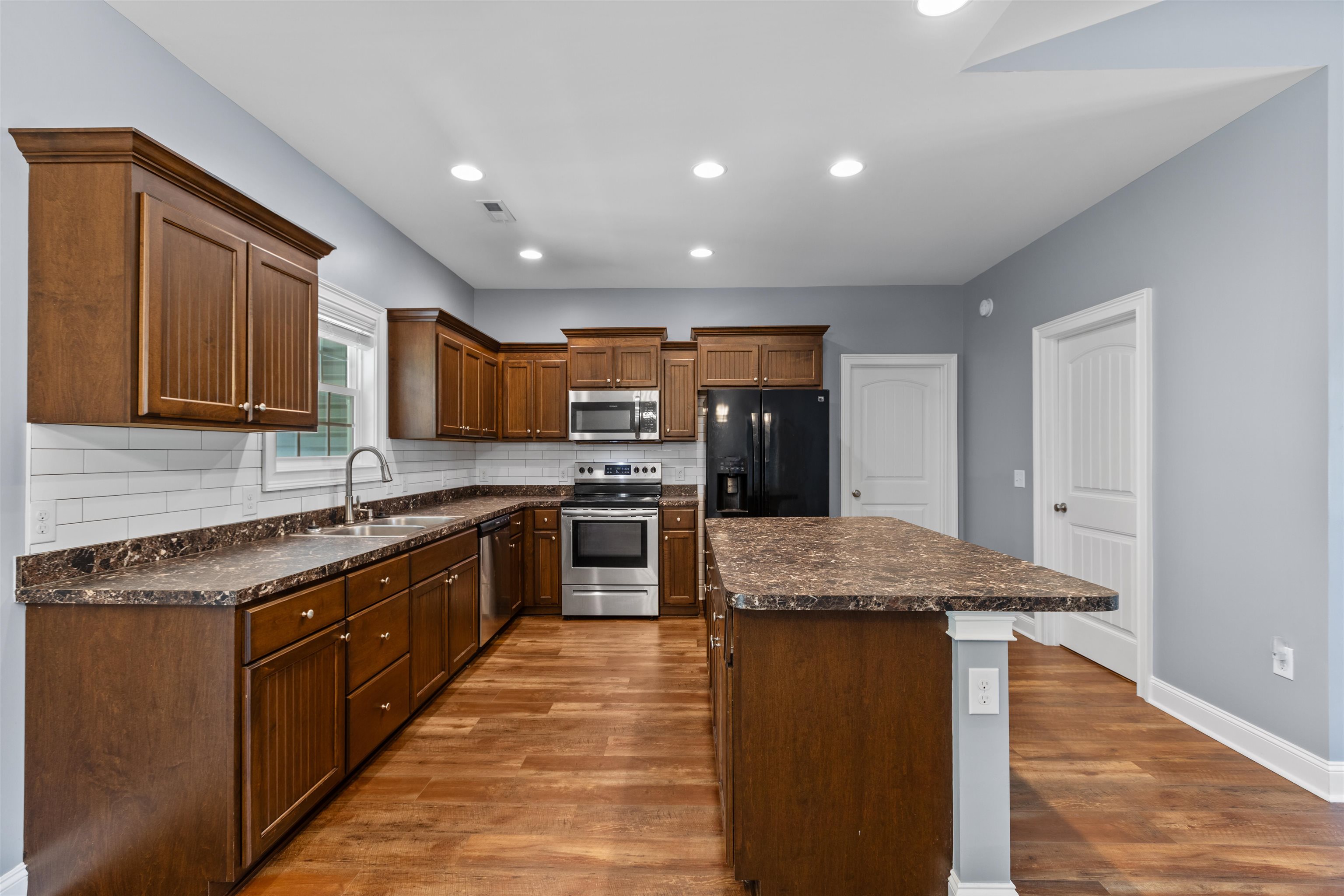 305 Long Meadow Drive Loris, SC 29569 - Photo 6 of 30