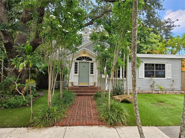 $4,000 | Dania Beach, Dania Beach, FL 33004