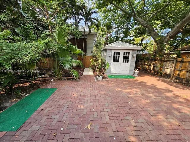 $4,000 | Dania Beach, Dania Beach, FL 33004