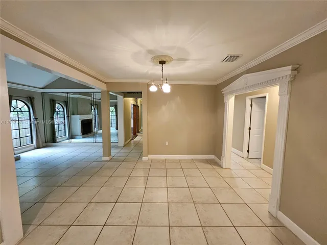 $4,000 | Dania Beach, Dania Beach, FL 33004