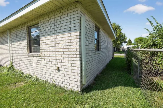 $122,900 | 203 Fairmont Drive, Houma, LA 70360