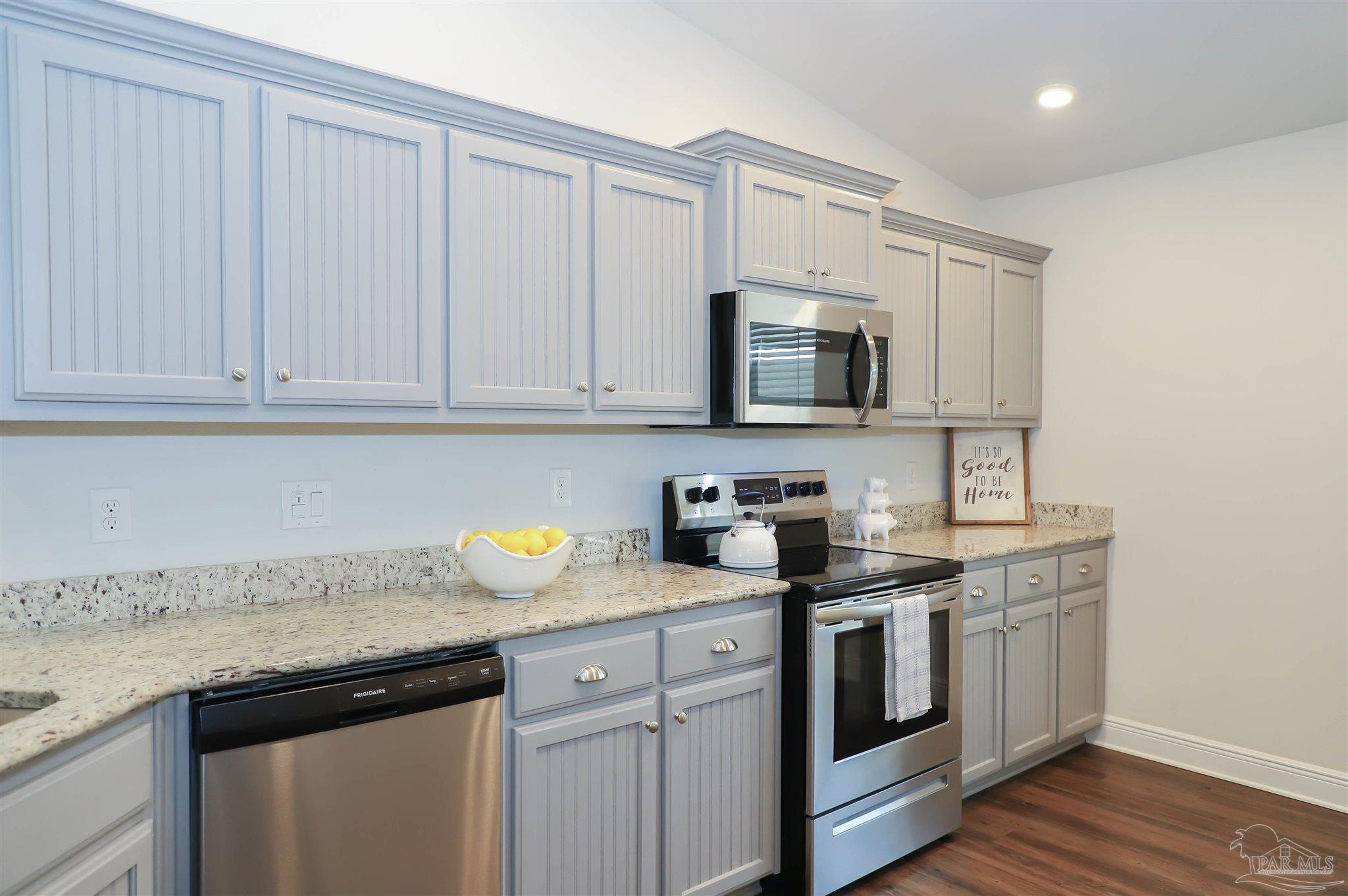 12367 Pinfish Road Pensacola, FL 32506 - Photo 11 of 44 Gallery Image 11