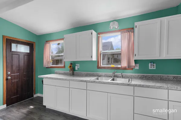 $139,000 | 207 North Queen Street, Nashville, MI 49073