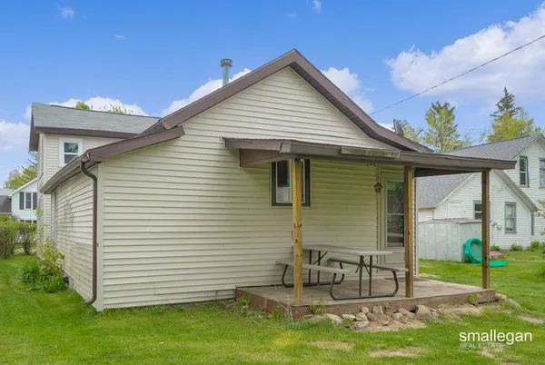 $139,000 | 207 North Queen Street, Nashville, MI 49073