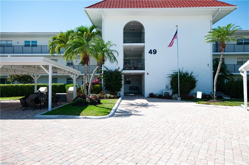 49 High Point Circle South, Unit 102 Naples, FL 34103 - Photo 12 of 42