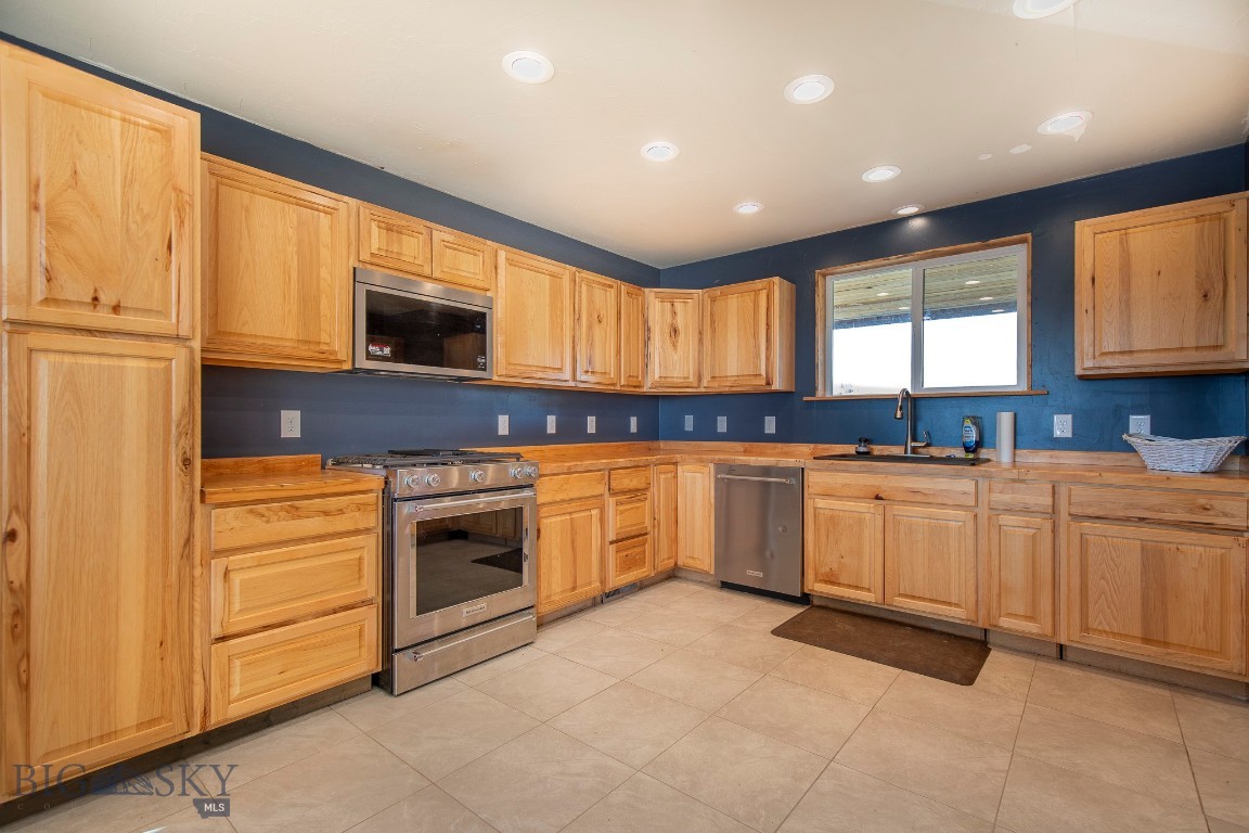 12192 Old Coach Road Three Forks, MT 59752 - Photo 57 of 88 Gallery Image 57