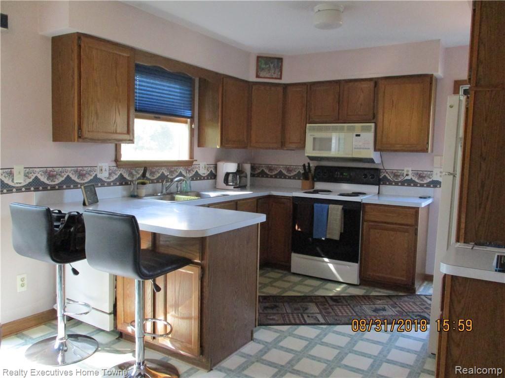 19 Stinson Road Memphis, MI 48041 - Photo 10 of 22 IMG_5668.JPG