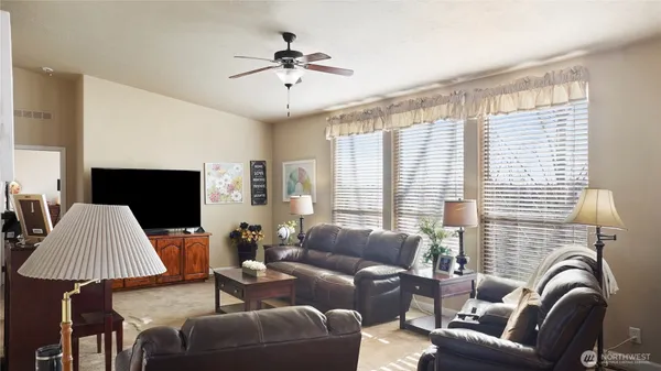 $498,000 | 1773 West Bench Road, Othello, WA 99344