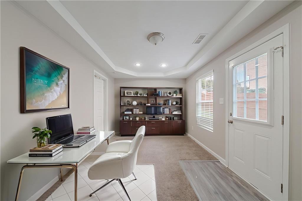 2183 Ramblewood Circle Decatur, GA 30035 - Photo 4 of 39