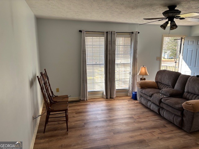 2395 High Falls Road Griffin, GA 30223 - Photo 2 of 20 a living room with furniture and a window