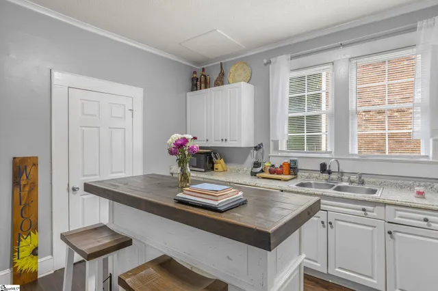 $215,000 | 1808 Edgewood Avenue, Anderson, SC 29625