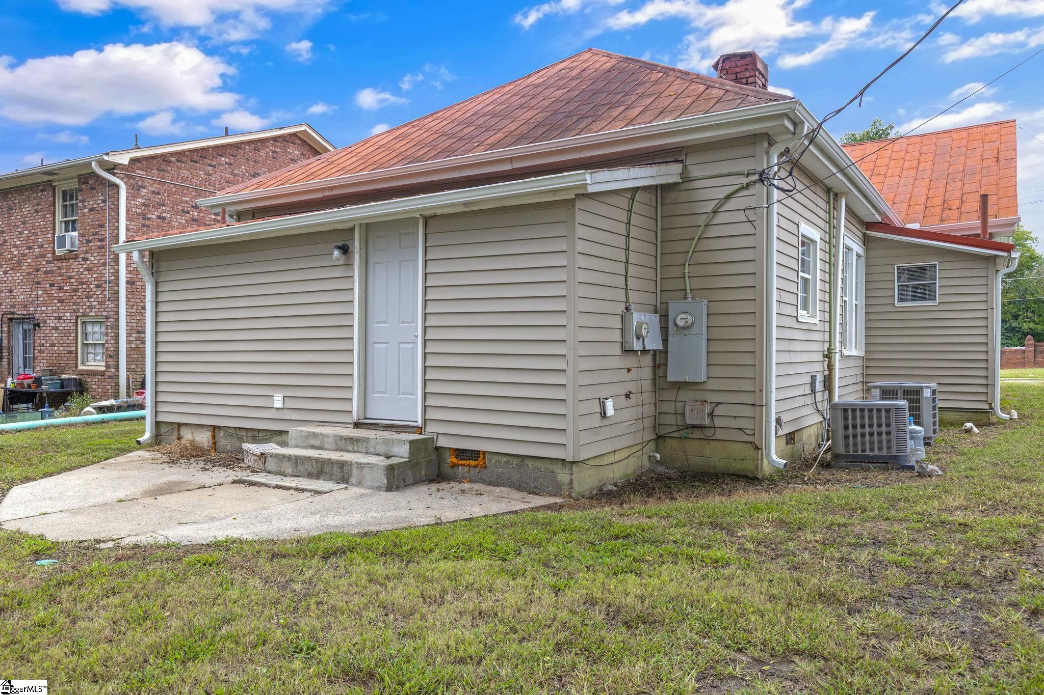 1808 Edgewood Avenue Anderson, SC 29625 - Photo 35 of 36
