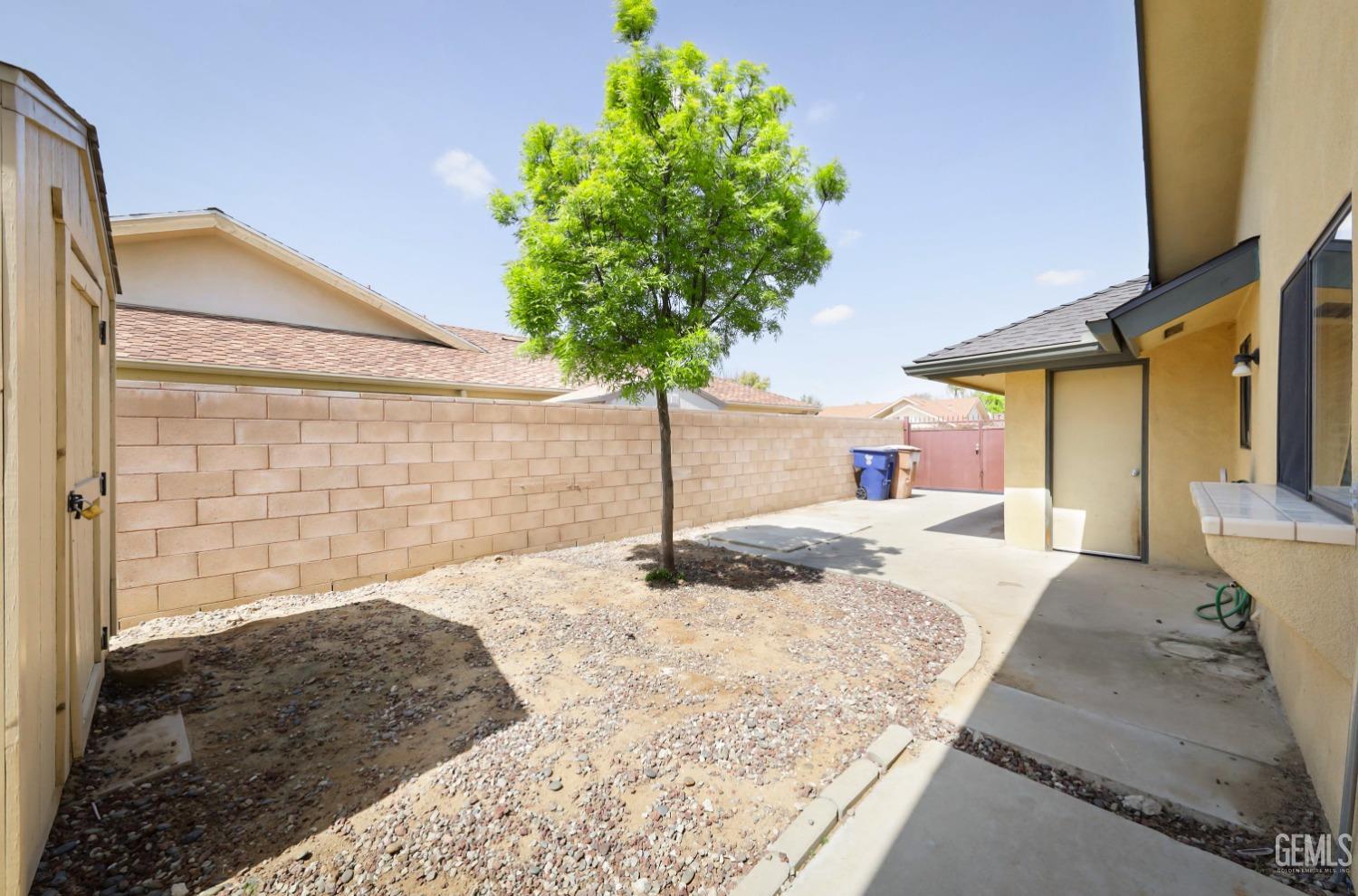 Undisclosed Address Bakersfield, CA 93308 - Photo 37 of 40