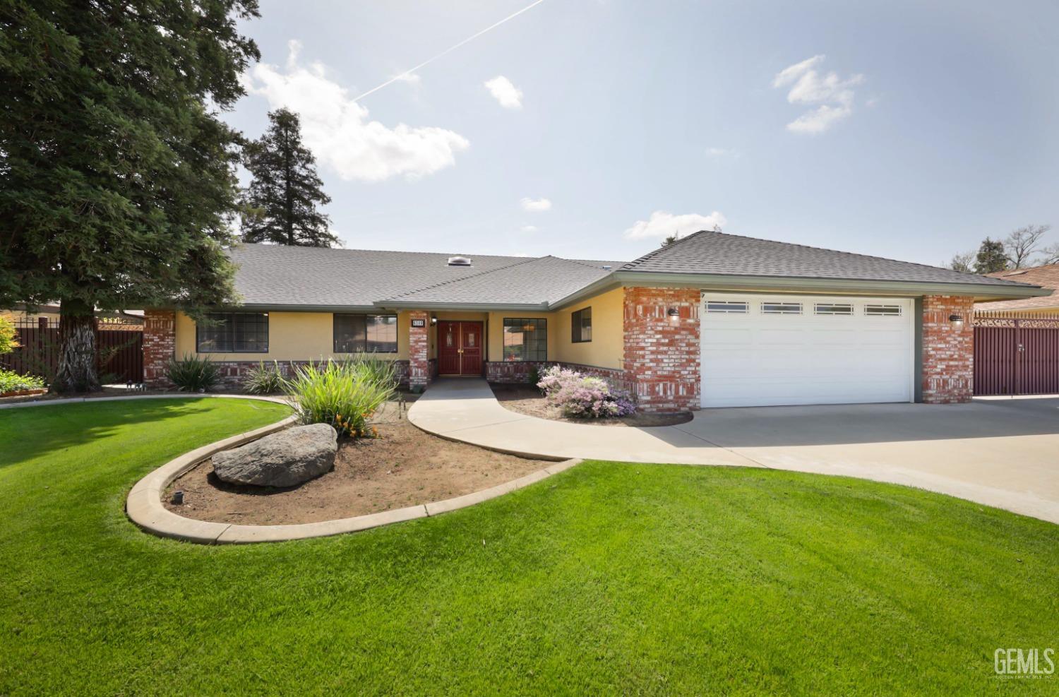 Undisclosed Address Bakersfield, CA 93308 - Photo 7 of 40