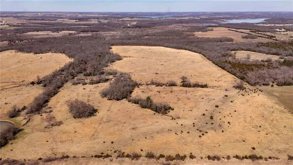 $2,690,000 | 363-acres North 750 Road, Overbrook, KS 66524