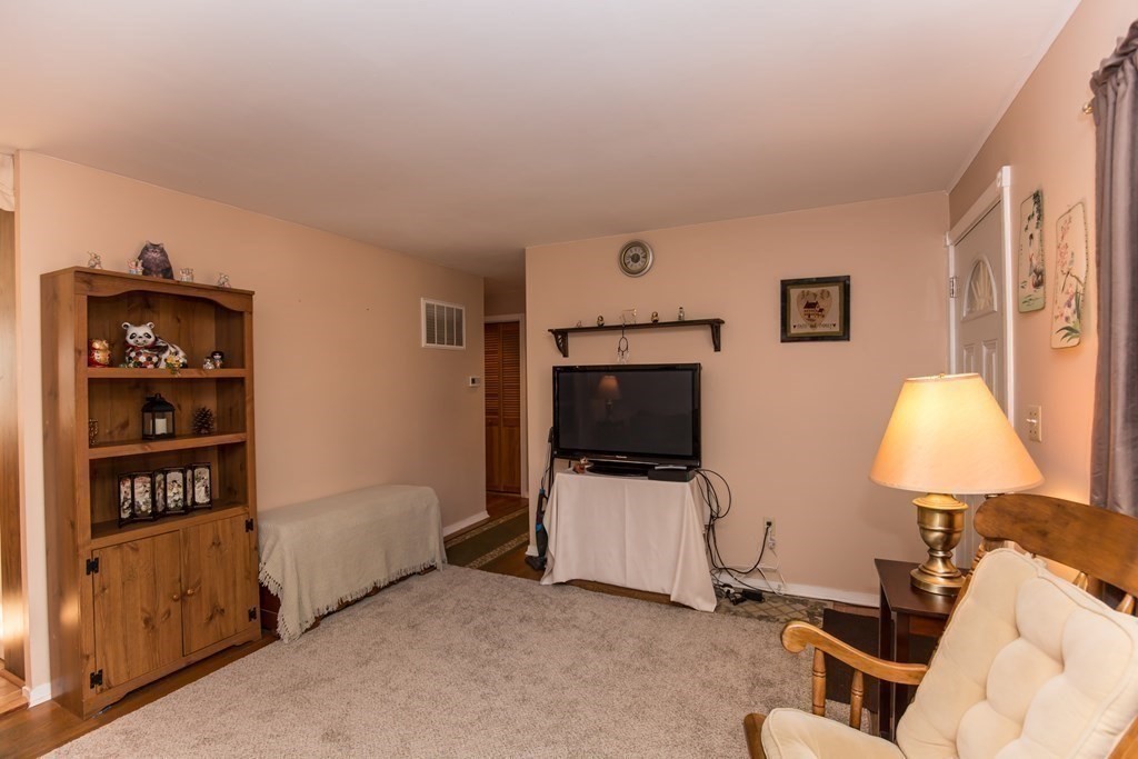 15 Elliot Street Sharon, MA 02067 - Photo 5 of 18