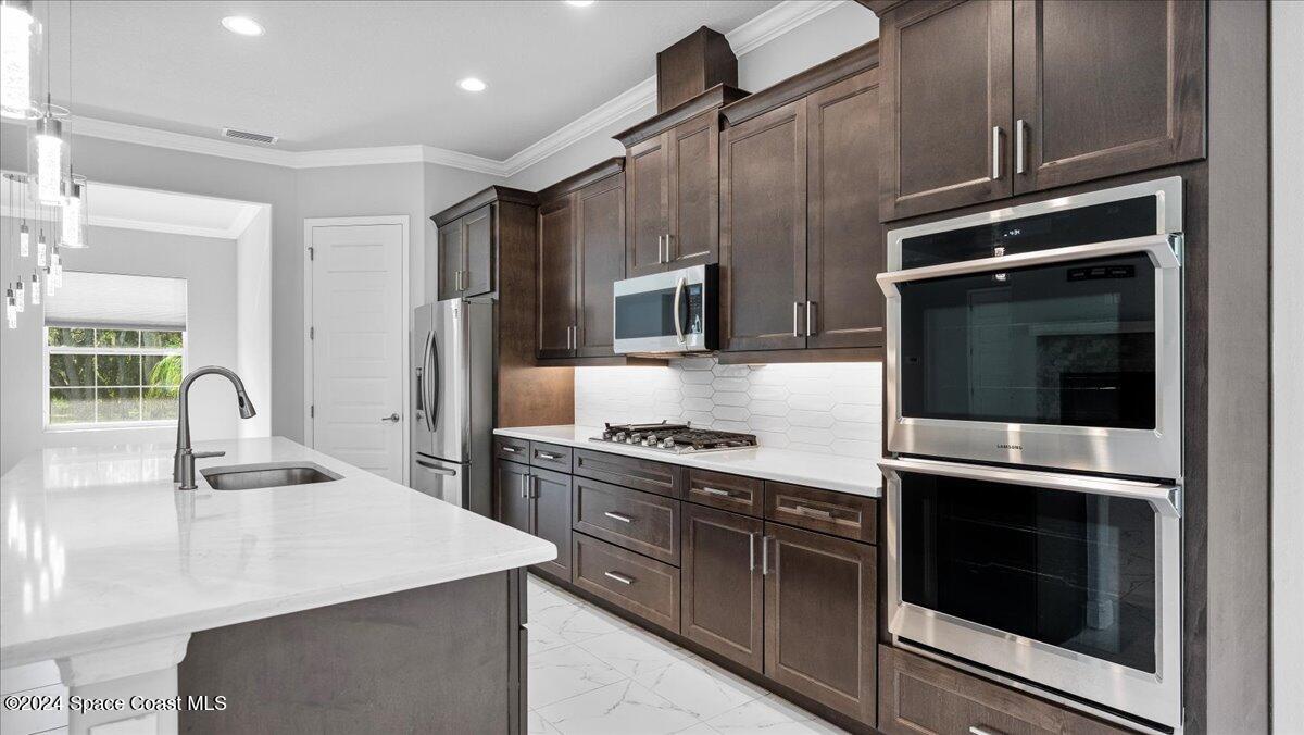 1016 Gray Road Cocoa, FL 32926 - Photo 21 of 59 19-Kitchen