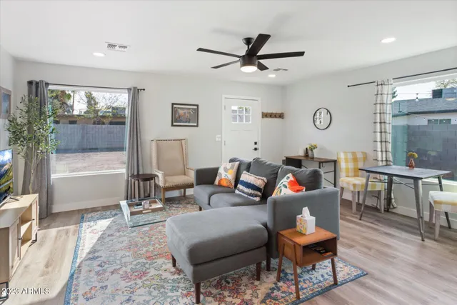 $1,995 | 1808 East Yale Street, Unit 2, Phoenix, AZ 85006