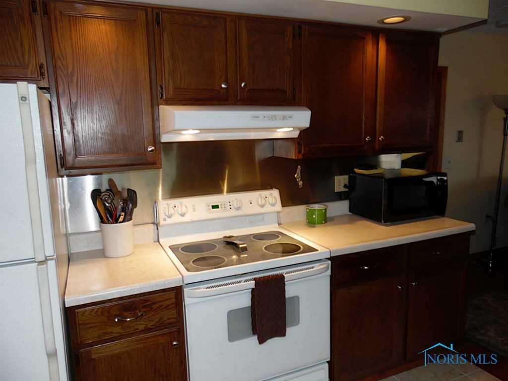 8651 Reitz Road Perrysburg, OH 43551 - Photo 14 of 16 Gallery Image 14