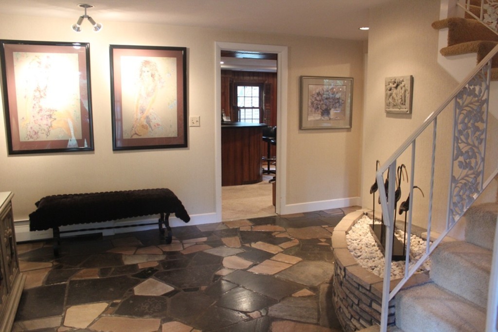 80 Locust Lane Needham, MA 02492 - Photo 6 of 25 Gallery Image 6