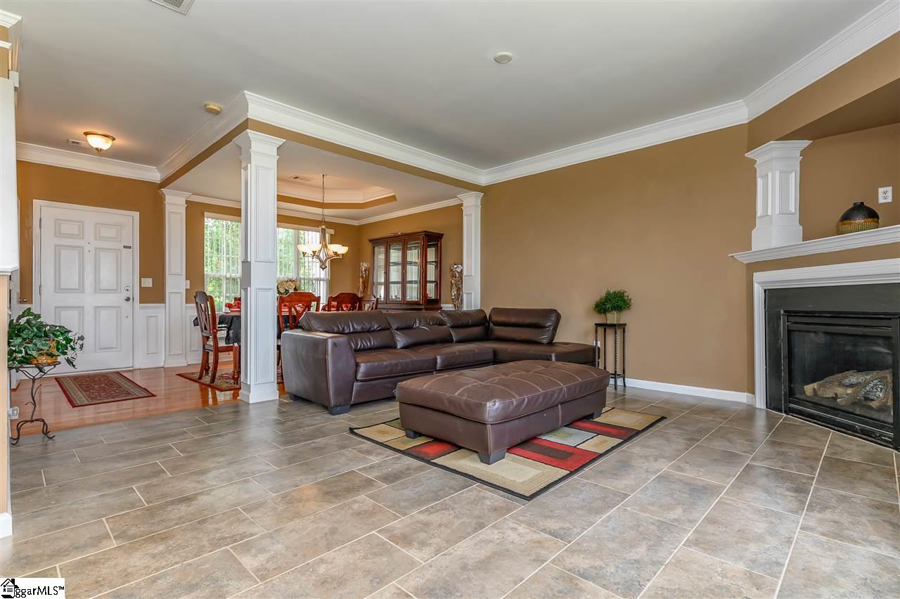 31 Shale Court Greenville, SC 29607 - Photo 8 of 17 Gallery Image 8