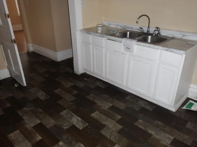 $112,625 | 2413 West Orchard Street, Milwaukee, WI 53204