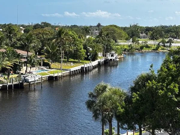 $2,600 | 20 Royal Palm Way, Unit 6010, Boca Raton, FL 33432