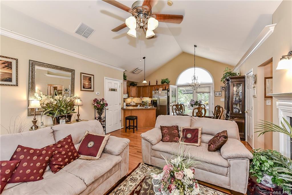 4025 Fincher Road Matthews, NC 28104 - Photo 3 of 18 Gallery Image 3