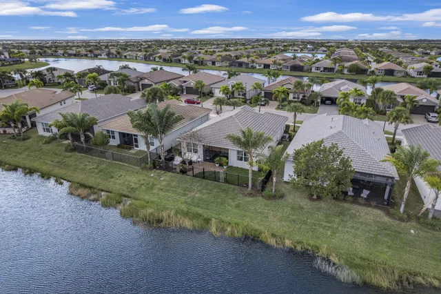 $475,000 | 12180 Southwest Jasper Lake Way, Port St. Lucie, FL 34987