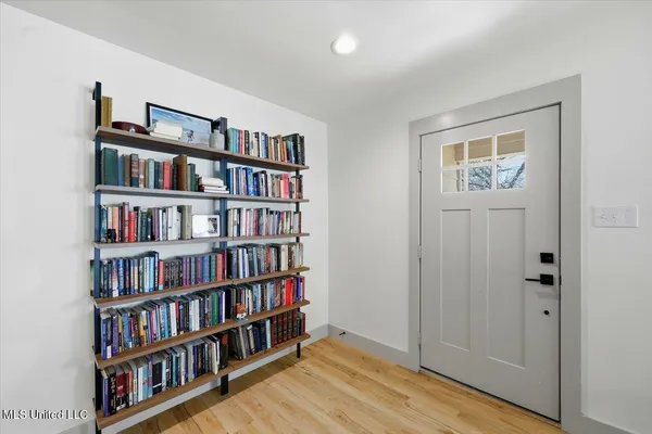 $285,000 | 1004 Meadow Heights Drive, Jackson, MS 39206