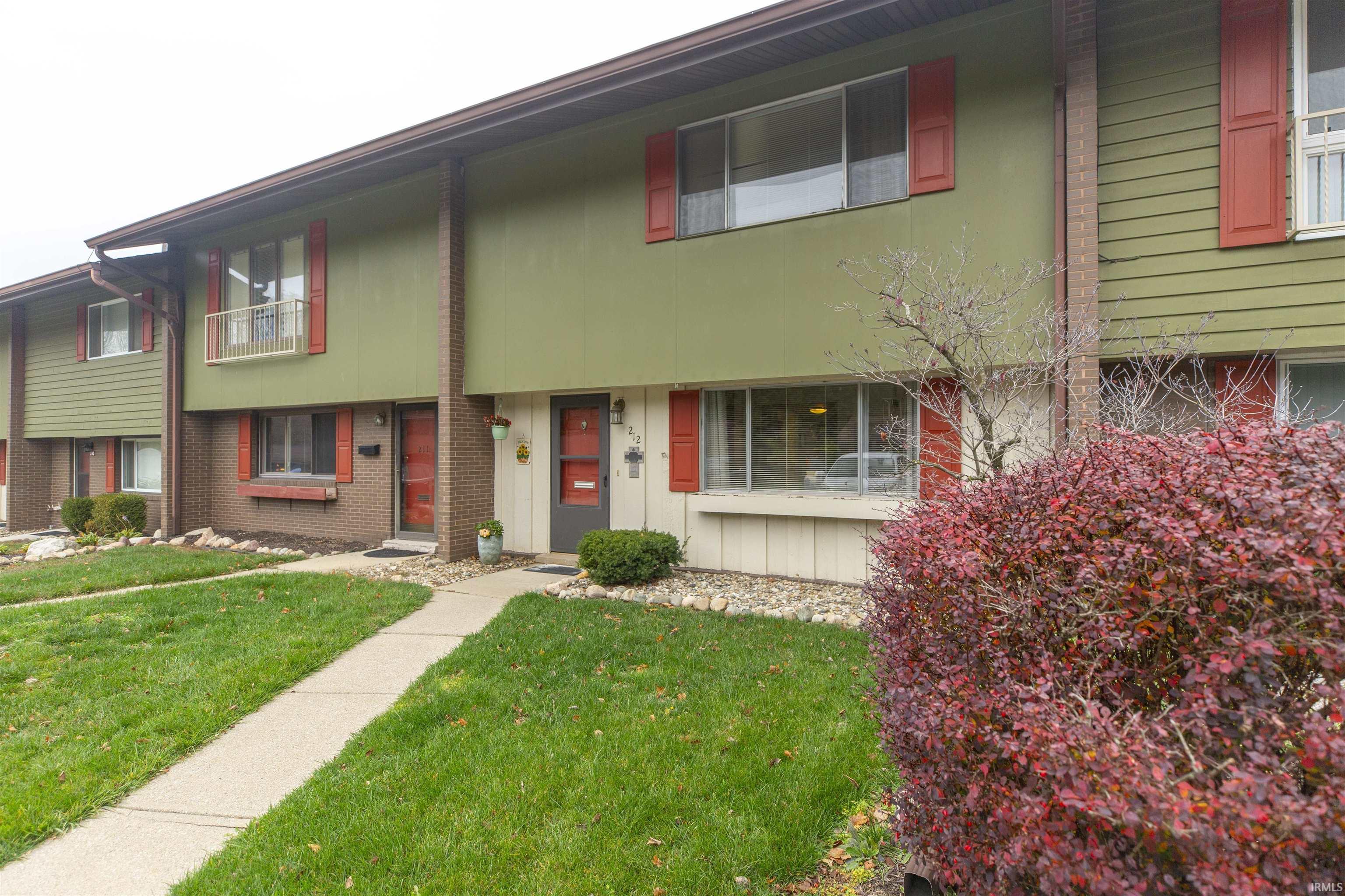 2500 Topsfield Road, Unit 212 South Bend, IN 46614 - Photo 1 of 28 Gallery Image 1