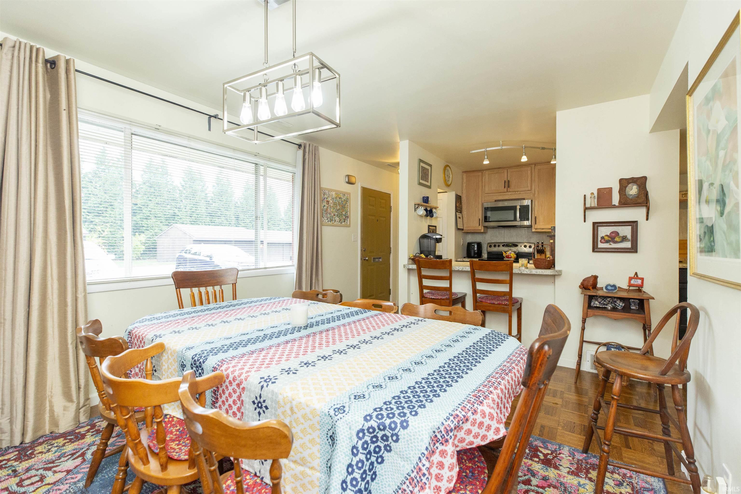 2500 Topsfield Road, Unit 212 South Bend, IN 46614 - Photo 2 of 28 Gallery Image 2