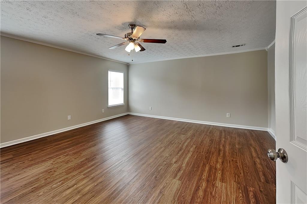 2068 White Top Road Southeast Lawrenceville, GA 30045 - Photo 7 of 19