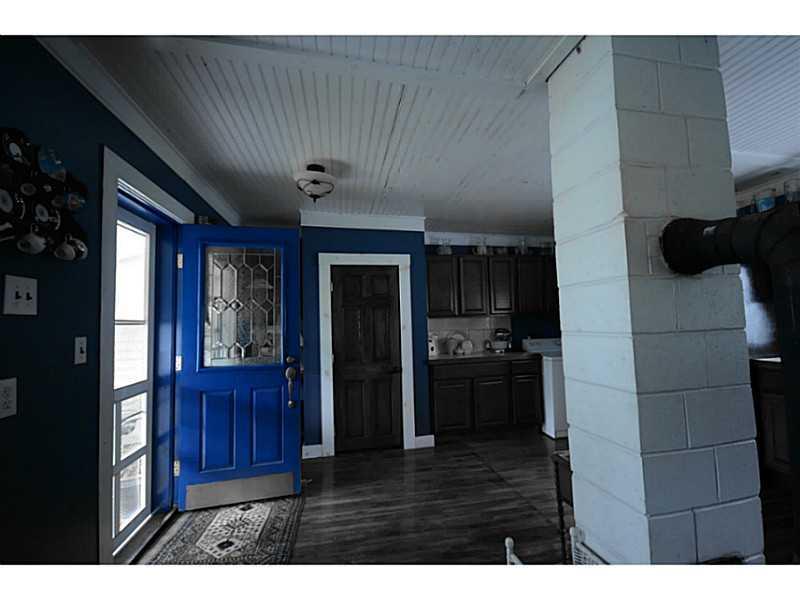 32 Park Street Springfield, ME 04487 - Photo 2 of 21 Entry.