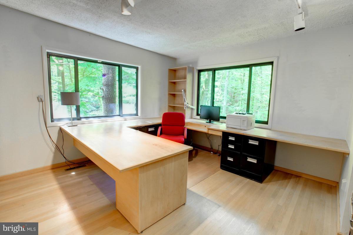 3704 Gardenview Road Baltimore, MD 21208 - Photo 22 of 30 Bedroom