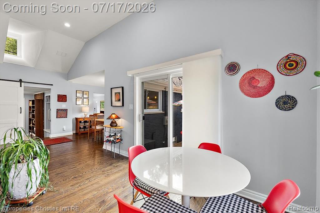 18244 Beverly Road Beverly Hills, MI 48025 - Photo 44 of 80
