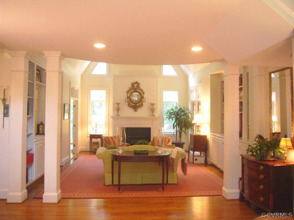 732 Meadow View Ridge Manakin-Sabot, VA 23103 - Photo 5 of 24 Gallery Image 5