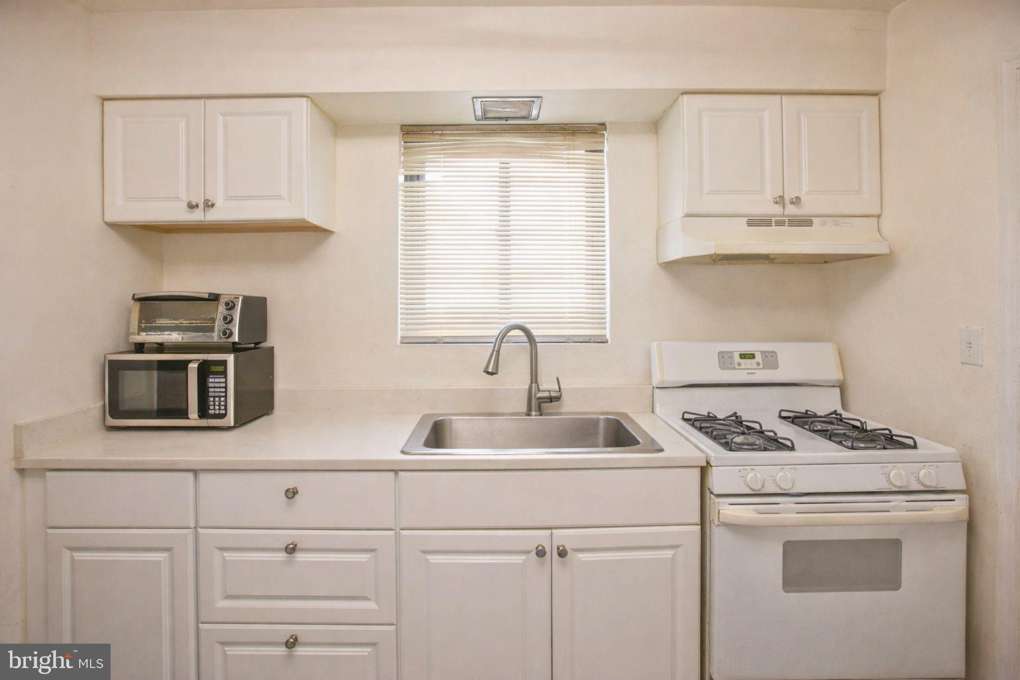 8417 11th Avenue Silver Spring, MD 20903 - Photo 3 of 15