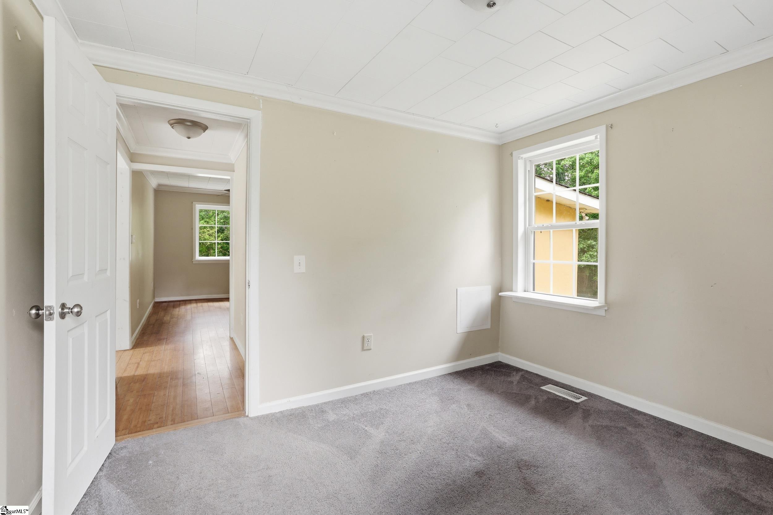 231 State Rd S-42-2985 Landrum, SC 29356 - Photo 17 of 30