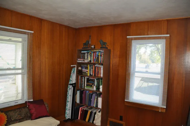 $215,000 | 204 East Madison Street, Spring Green, WI 53588