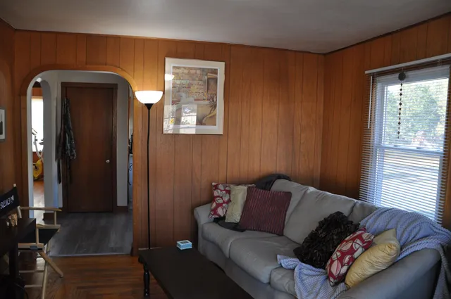 $215,000 | 204 East Madison Street, Spring Green, WI 53588