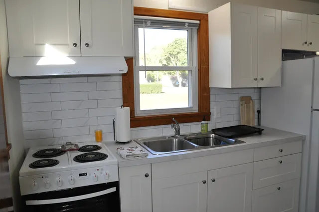 $215,000 | 204 East Madison Street, Spring Green, WI 53588