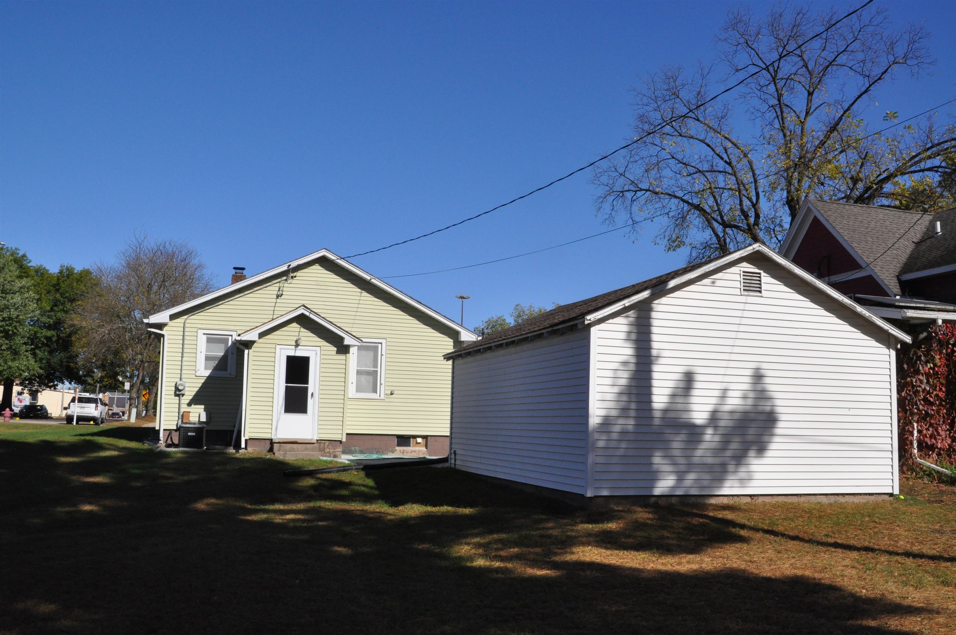 204 East Madison Street Spring Green, WI 53588 - Photo 5 of 28