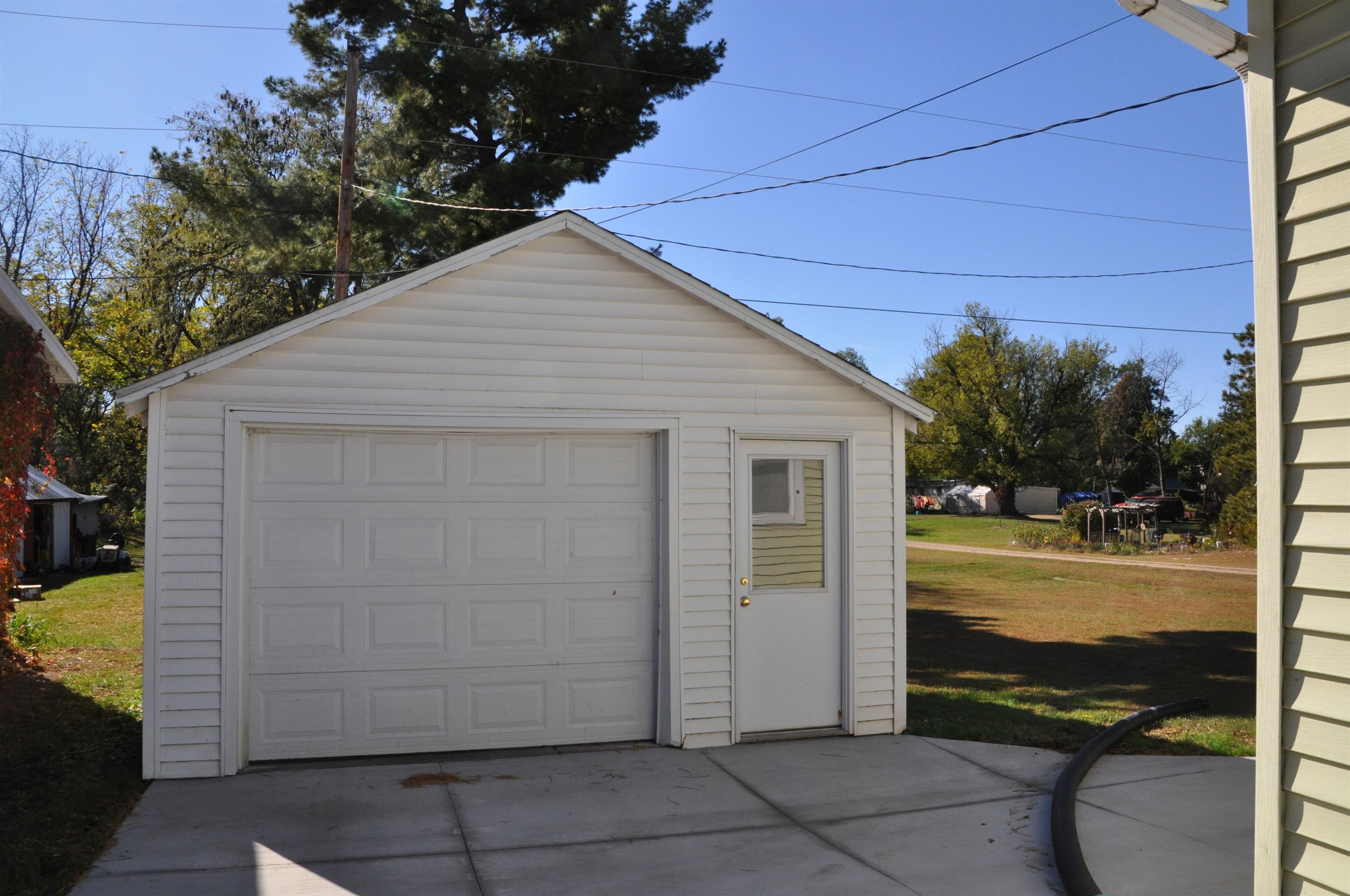 204 East Madison Street Spring Green, WI 53588 - Photo 7 of 28