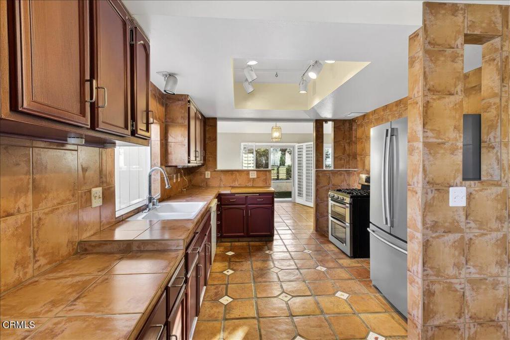 2900 Windward Way Oxnard, CA 93035 - Photo 11 of 63