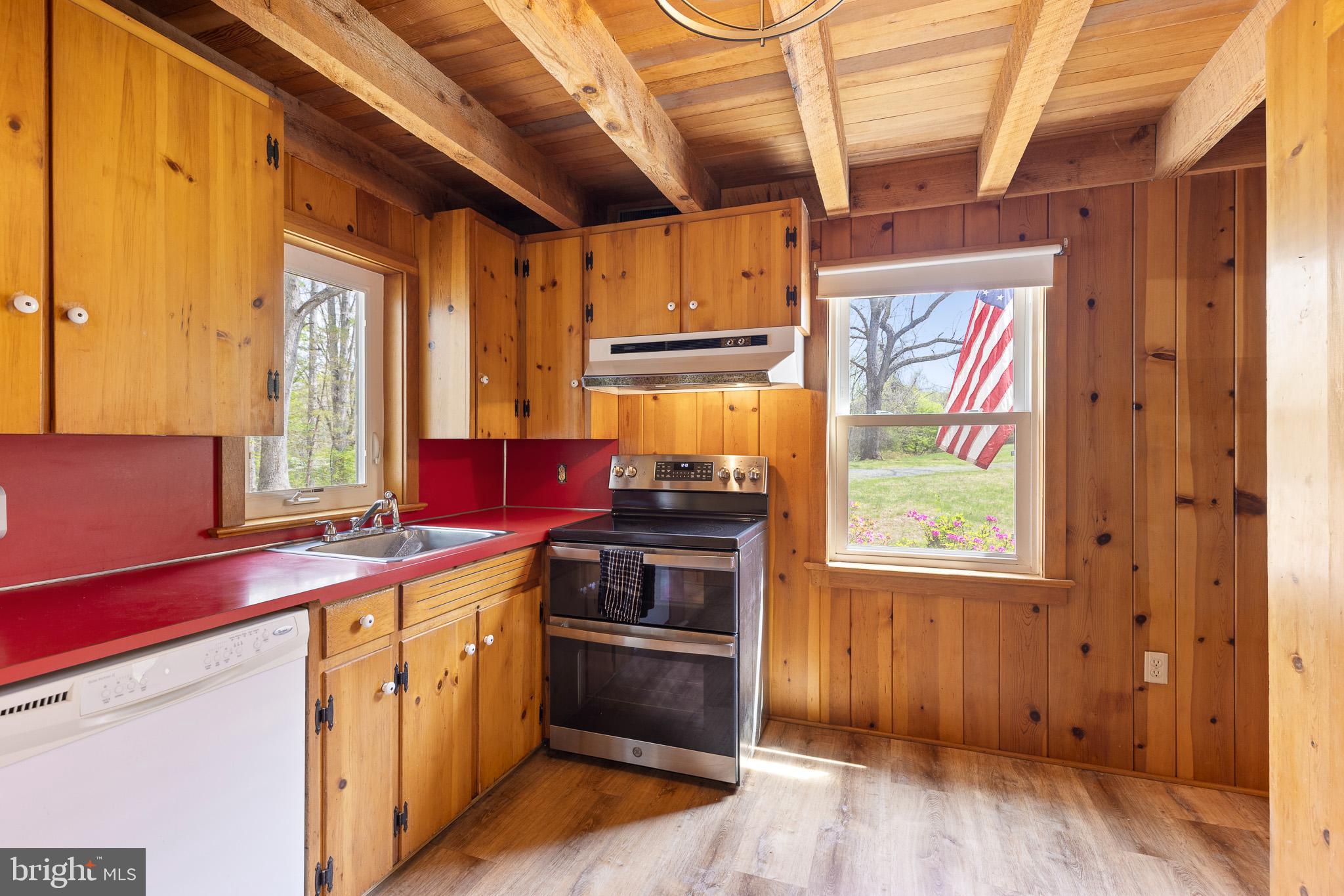 8358 Botha Road Warrenton, VA 20186 - Photo 11 of 35 Kitchen