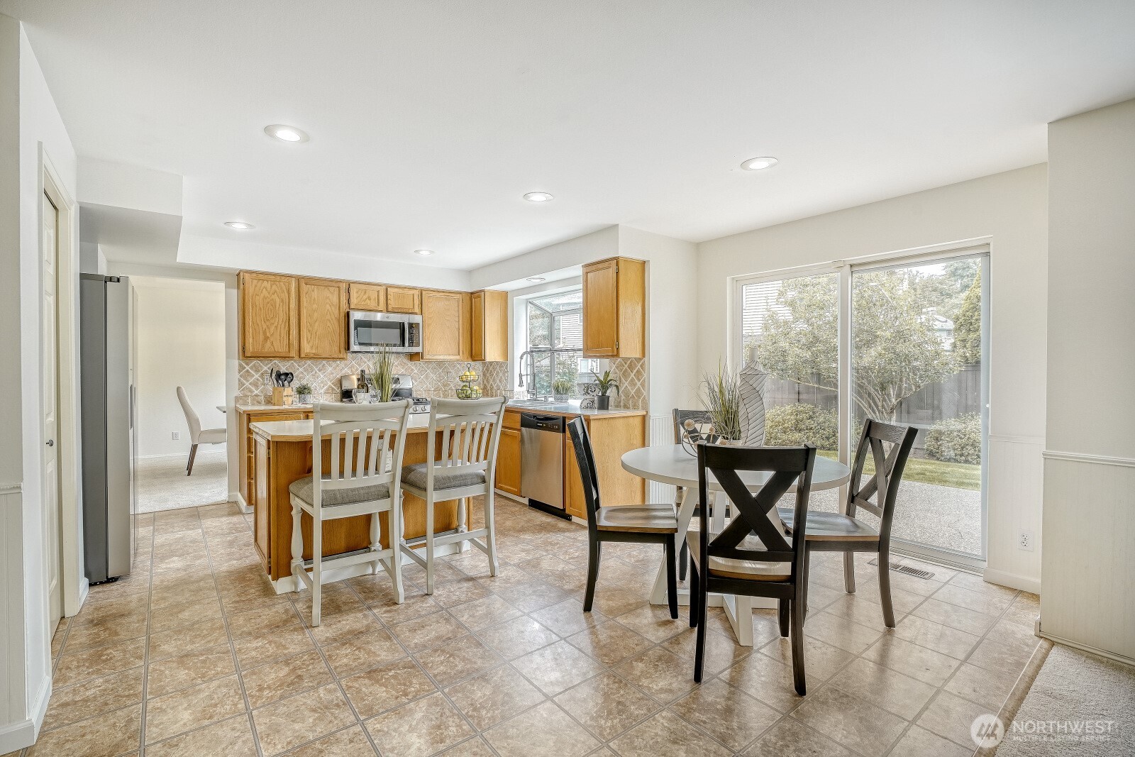 11240 Southeast 189th Court Renton, WA 98055 - Photo 11 of 28 Gallery Image 11