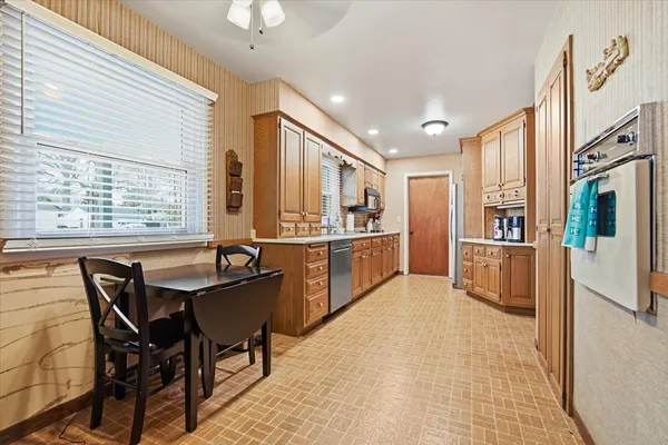$249,900 | 505 West Summit Street, Normal, IL 61761