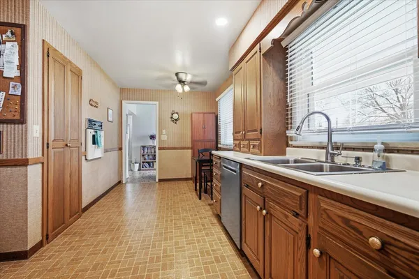 $249,900 | 505 West Summit Street, Normal, IL 61761