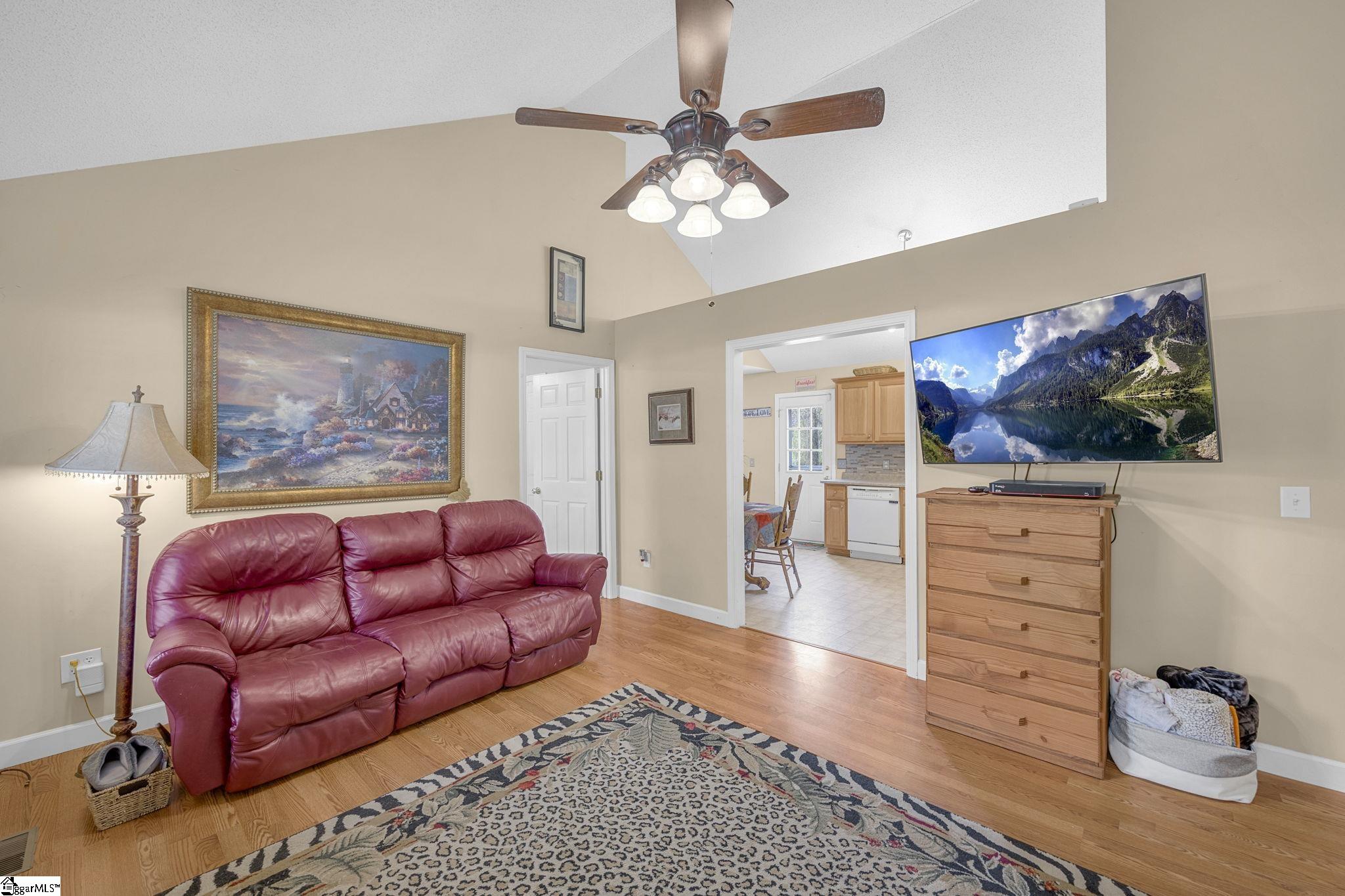 205 Timber Drive Pickens, SC 29671 - Photo 11 of 36